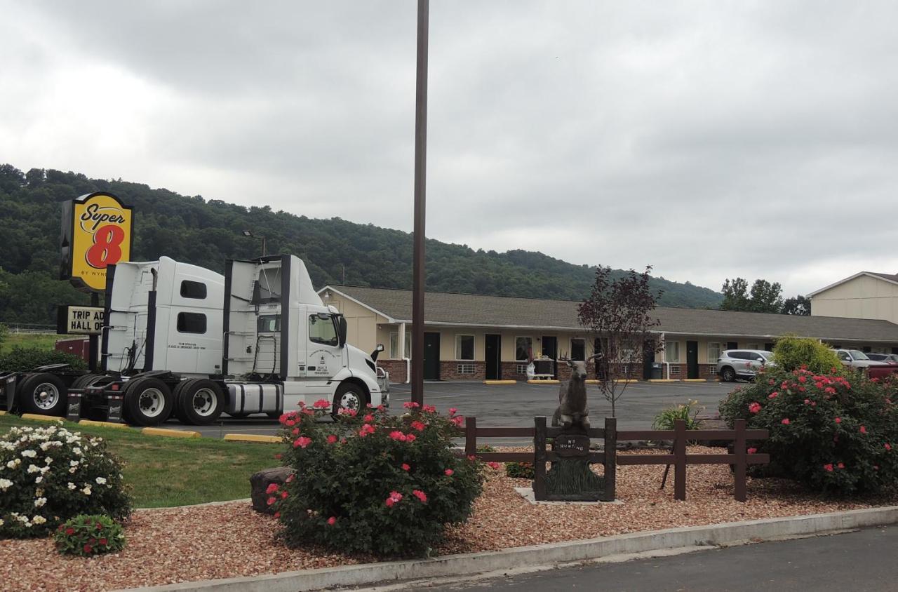 Super 8 By Wyndham Mifflinville Near Bloomsburg Экстерьер фото