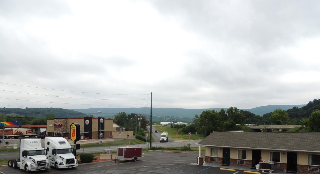 Super 8 By Wyndham Mifflinville Near Bloomsburg Экстерьер фото
