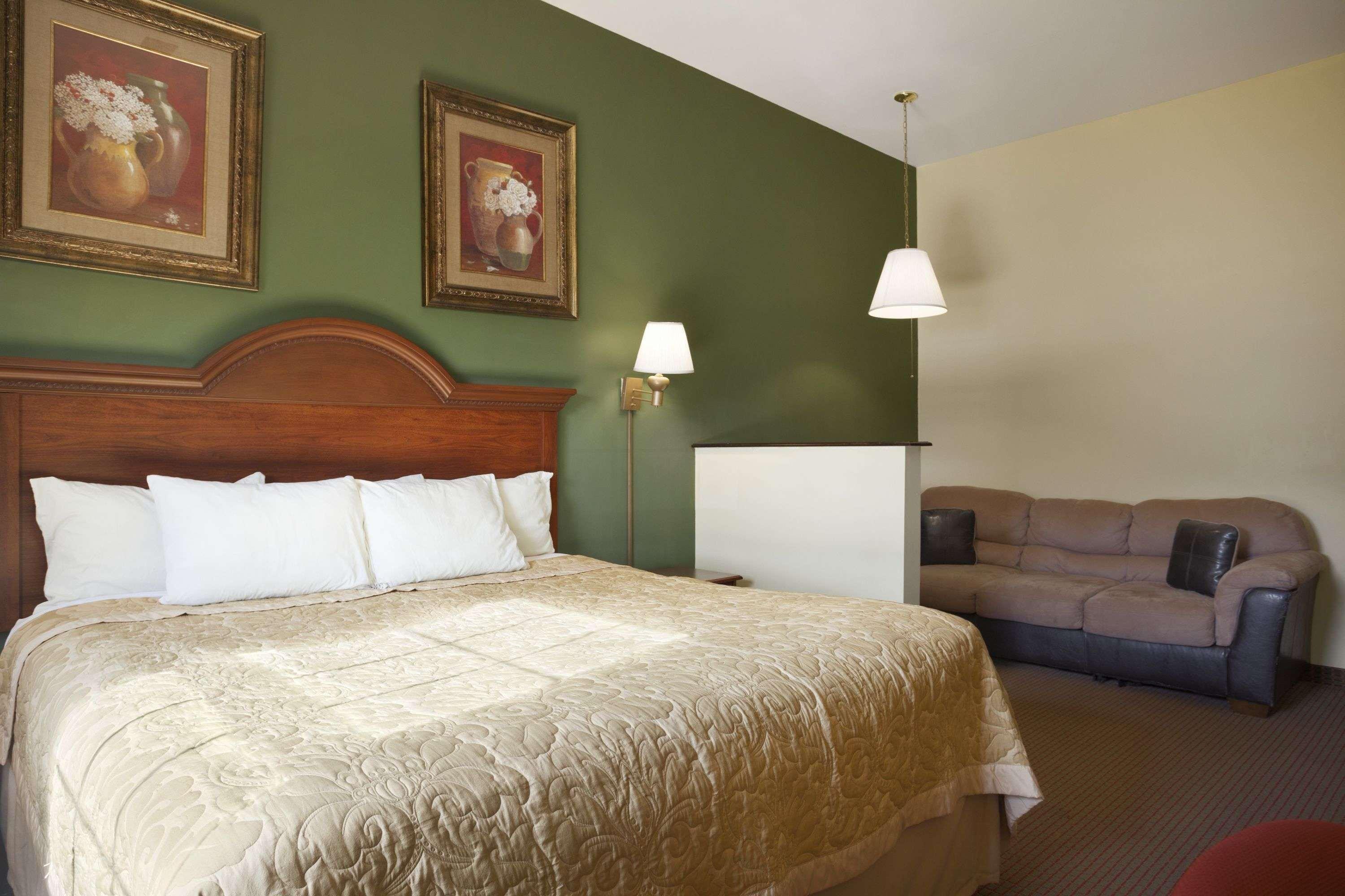 Super 8 By Wyndham Mifflinville Near Bloomsburg Экстерьер фото